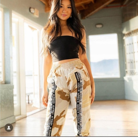 Adidas RYV Camouflage Track Pants Windbreaker Joggers Leg Logo Tape Size Small - Picture 4 of 14